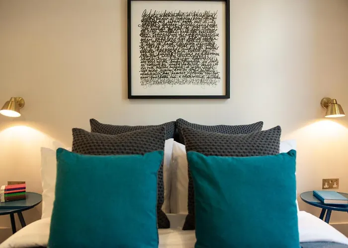 South Kensington By Capital